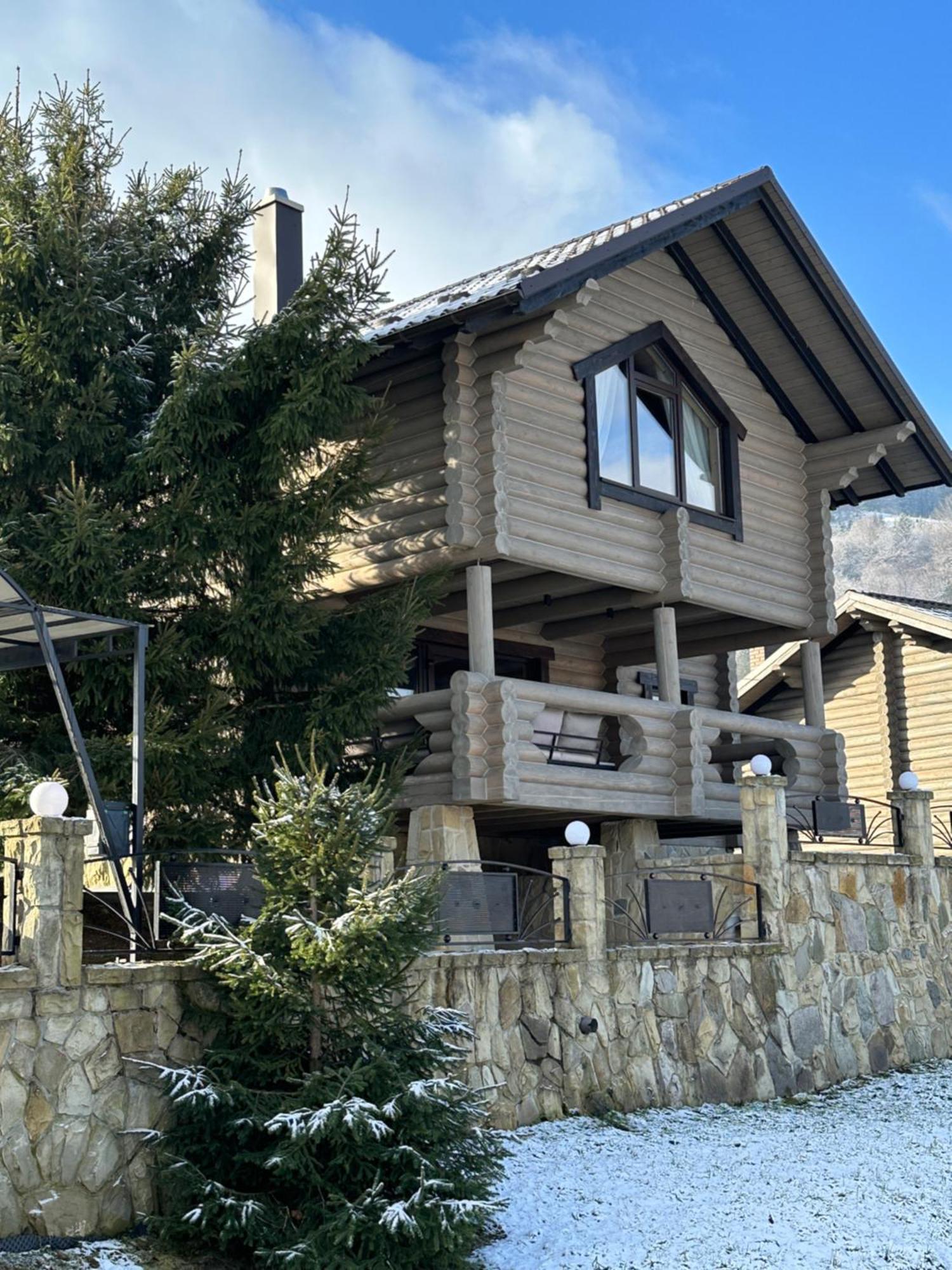 Bozhena Hotel Микуличин Екстериор снимка