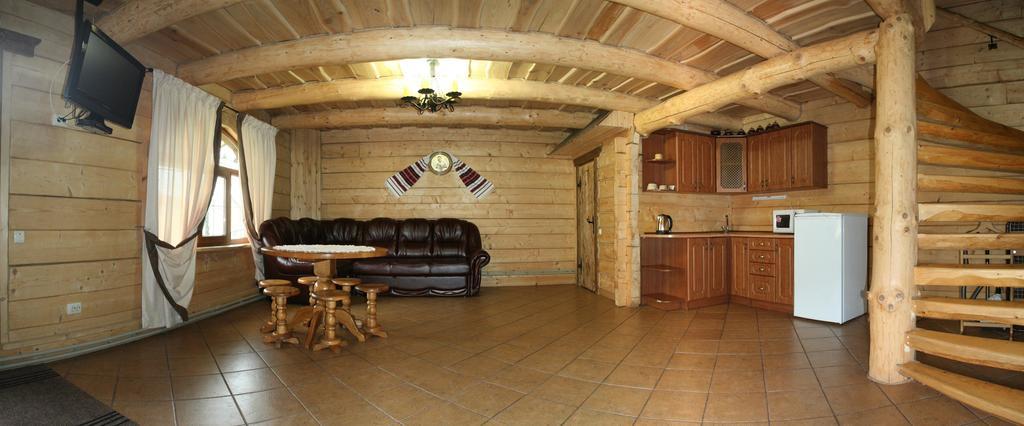 Bozhena Hotel Микуличин Екстериор снимка