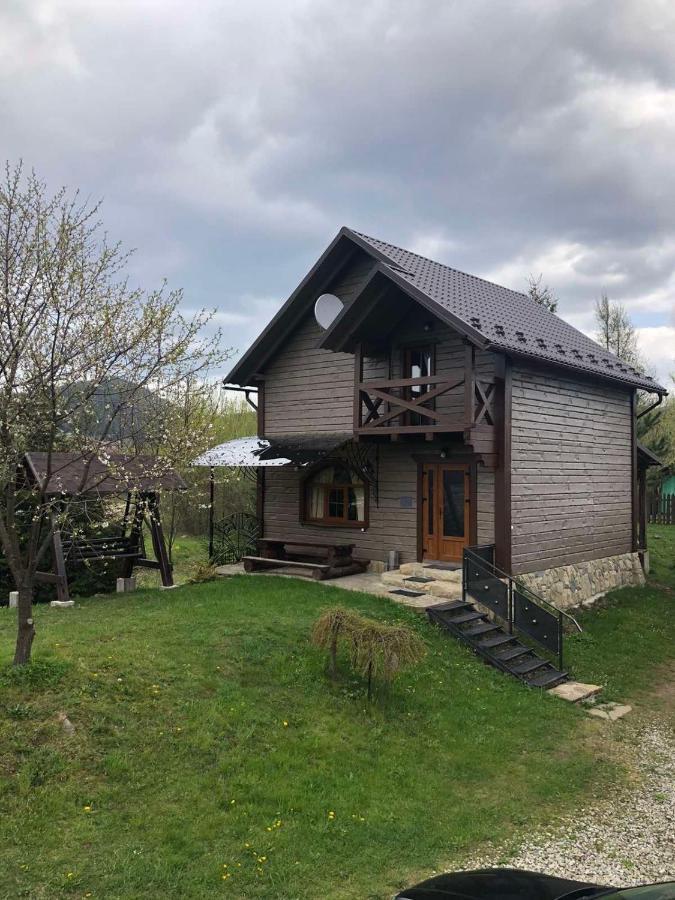 Bozhena Hotel Микуличин Екстериор снимка
